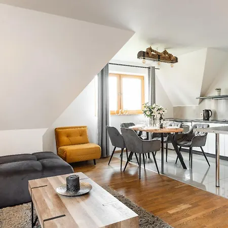 Delta Aparthotel 4*